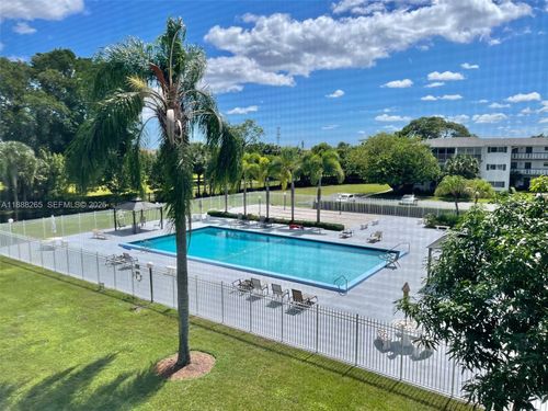 apt-307-1101 Hillcrest Ct, Hollywood, FL, 33021-7836 | Card Image