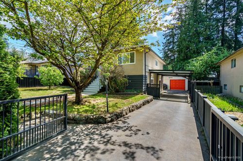 11230 82 Ave, Delta, BC, V4C2B7 | Card Image