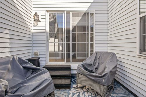 0N454 Dooley Dr, Geneva, IL, 60134 | Card Image