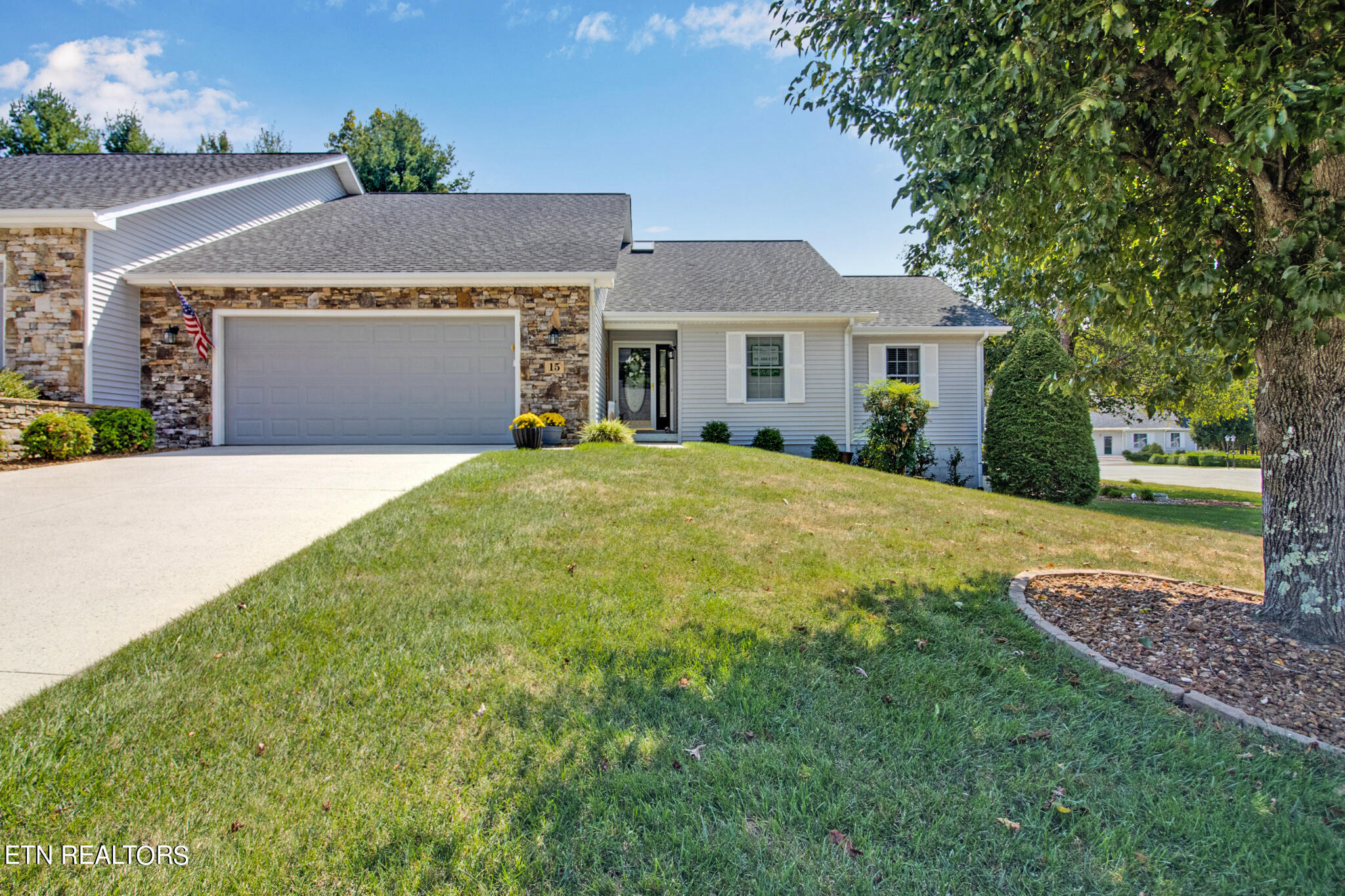 Augustine Ln, Crossville, TN 38558