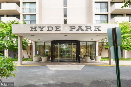 1026-4141 N Henderson Rd, ARLINGTON, VA, 22203-2473 | Card Image
