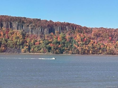 apt-3b-27 Maple Ave, Hastings On Hudson, NY, 10706-1427 | Card Image