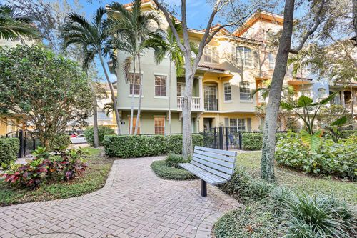 2751 Ravella Way, Palm Beach Gardens, FL, 33410 | Card Image