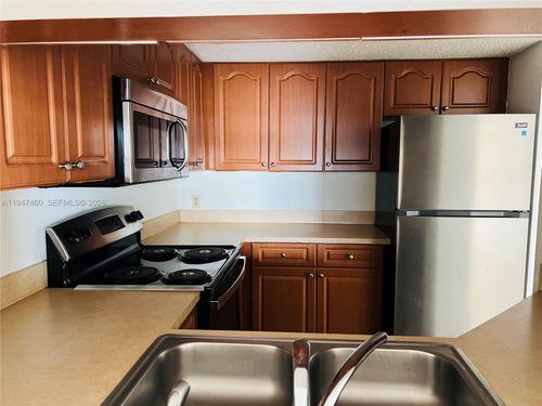 apt-193-5200 Nw 31st Ave, FORT LAUDERDALE, FL, 33309-2556 | Card Image