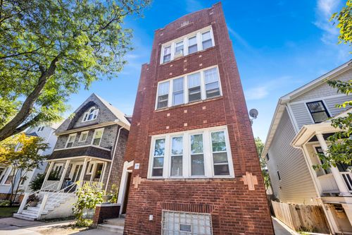 3r-2107 W Eastwood Avenue, Chicago, IL, 60625 | Card Image