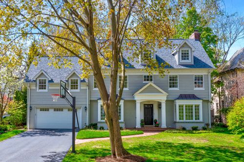 132 Tudor Pl, Kenilworth, IL, 60043-1227 | Card Image