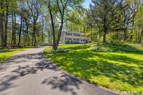 482 Luba Dr, Orange, CT, 06477-2217 | Card Image