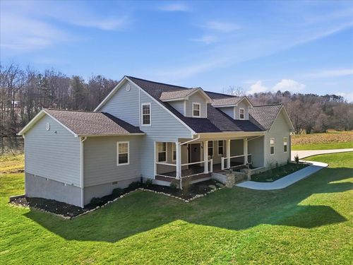 135 Floyds Way, Blairsville, GA, 30512-4104 | Card Image