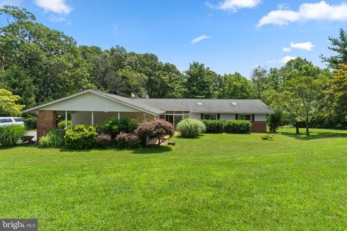 6411 Ridge Rd, MOUNT AIRY, MD, 21771-7403 | Card Image