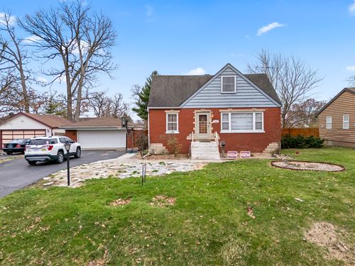 7241 W 109th Pl, Worth, IL, 60482-1111 | Card Image