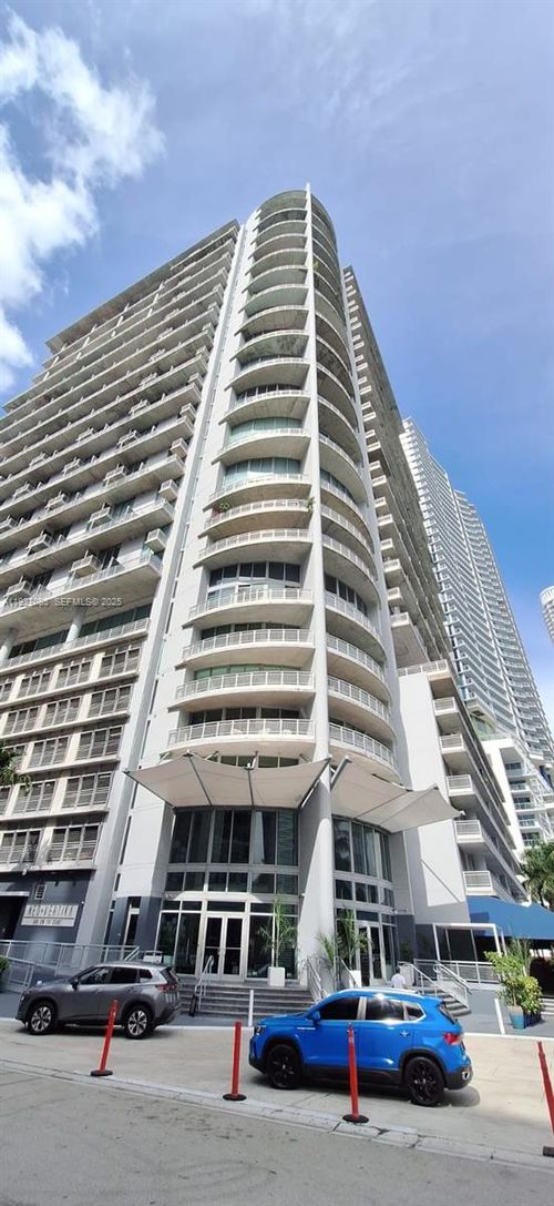 apt-2711-690 Sw 1st Ct, MIAMI, FL, 33130-2929 | Card Image