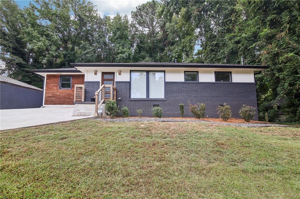 Ellen Way, Decatur, GA 30032