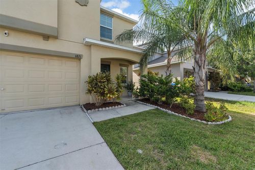 6821 Blue Moon Way, Ruskin, FL, 33573-0137 | Card Image