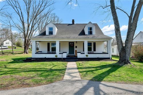 345 Oriole Dr, Charlestown, IN, 47111-1673 | Card Image