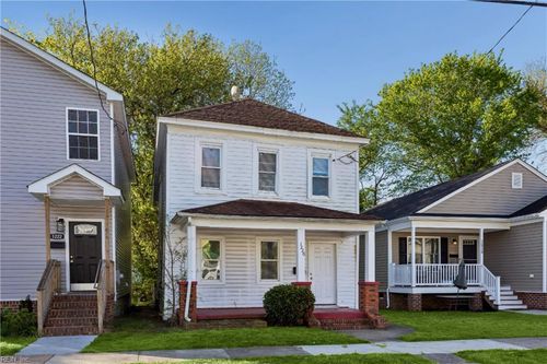 1220 29th St, Newport News, VA, 23607-3702 | Card Image