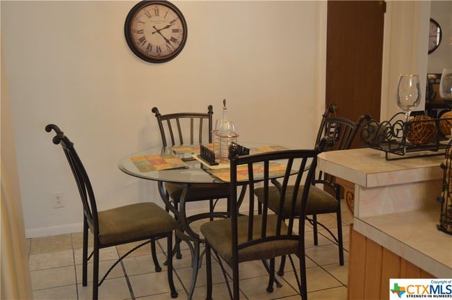 Dining area | Image 7