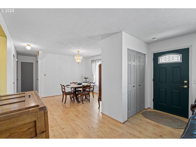 814 Sw 44 Th St, House other with 5 bedrooms, 2 bathrooms and null parking in Pendleton OR | Image 17