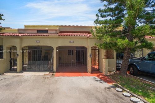 d-2-3538 Estepona Ave, Doral, FL, 33178-2950 | Card Image