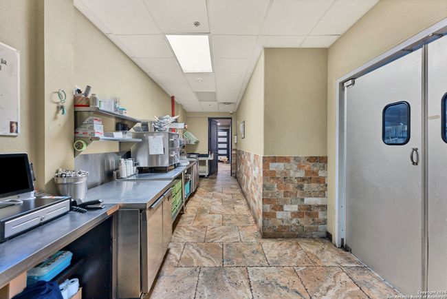 216 Middlebuster Rd, Home with 0 bedrooms, 0 bathrooms and null parking in Gonzales TX | Image 8
