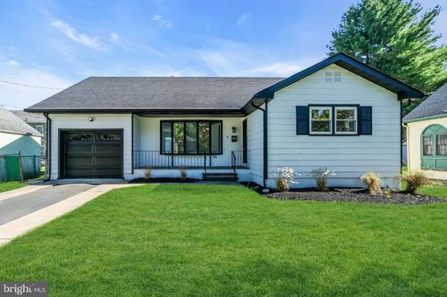 442 Vannest Ave, Ewing, NJ, 08618-2745 | Card Image