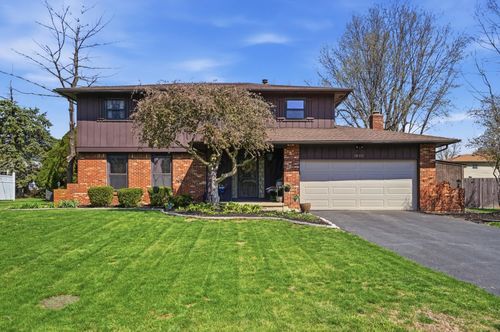 1800 Lakehill Ct, Columbus, OH, 43229-1418 | Card Image