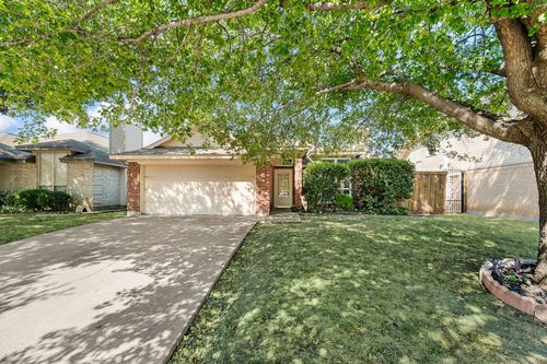 5645 Cancun Drive, North Richland Hills, TX, 76180 | Card Image