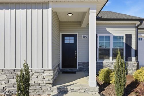 107 Waterstone Ct, Fremont, NC, 27830-7702 | Card Image