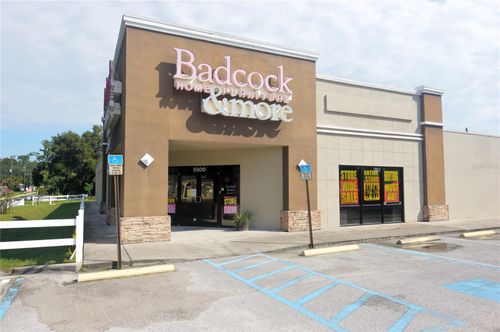 5500 6th St, Zephyrhills, FL, 33542-3999 | Card Image