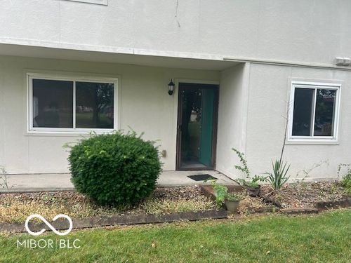 2804 Punto Alto Cir, Indianapolis, IN, 46227-6145 | Card Image