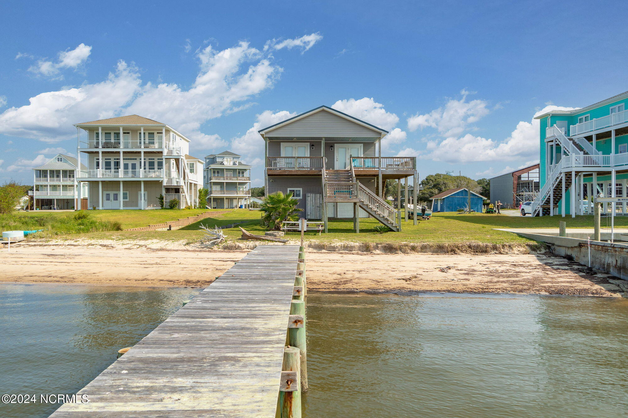 Ferry Dock Rd, Harkers Island, NC 28531