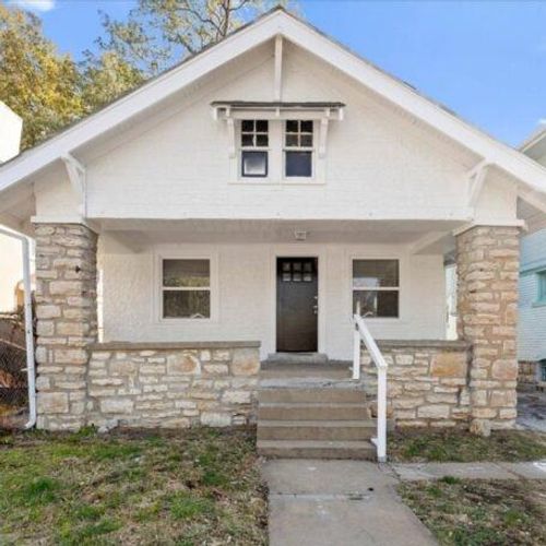 4025 Agnes Ave, Kansas City, MO, 64130-1407 | Card Image