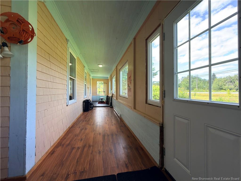 Residential in Sunny Corner 4