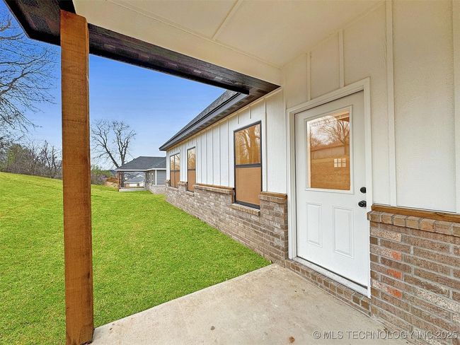 890 E Harlan Dr, House other with 3 bedrooms, 2 bathrooms and null parking in Tahlequah OK | Image 41