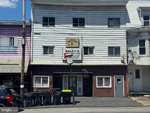 108 E Main St, GIRARDVILLE, PA, 17935-1353 | Card Image