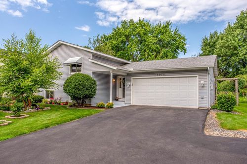 8975 Vinewood Ln N, Maple Grove, MN, 55369-9124 | Card Image