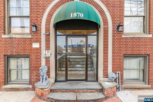 1870 John F Kennedy Blvd, Jersey City, NJ, 07305-2164 | Card Image
