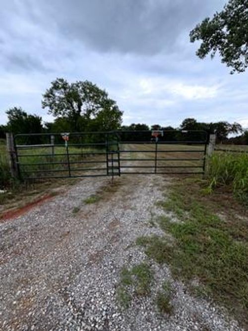 17934 Acorn Ln, Alex, OK, 73002-2401 | Card Image