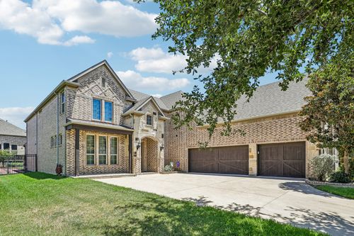 1123 Blue Lake Blvd, Arlington, TX, 76005-4501 | Card Image