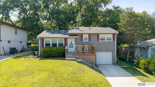 5912 N 69th St, Omaha, NE, 68104-1014 | Card Image