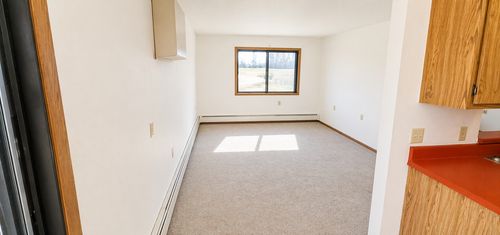 202-16 Green River Rd, Morris, MN, 56267-1552 | Card Image