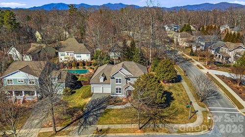 257 Fennel Dun Cir, Biltmore Lake, NC, 28715-8911 | Card Image