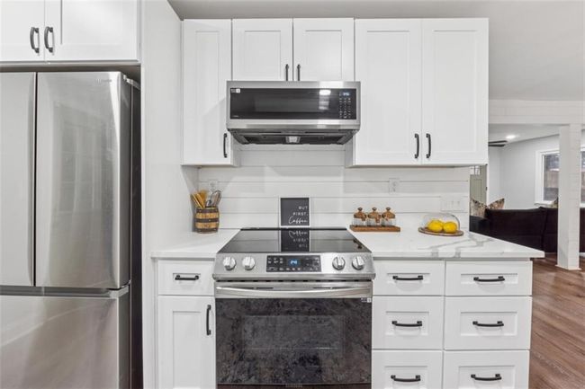 1849 S Columbia Pl, House other with 3 bedrooms, 2 bathrooms and 9 parking in decatur GA | Image 10