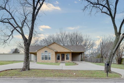 620 N Beaton St, Corsicana, TX, 75110-3145 | Card Image