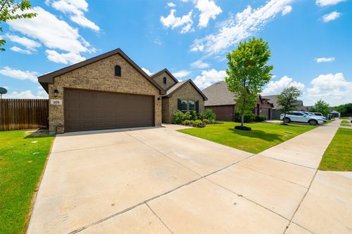 105 Cheryl Dr, Keene, TX, 76059-1990 | Card Image