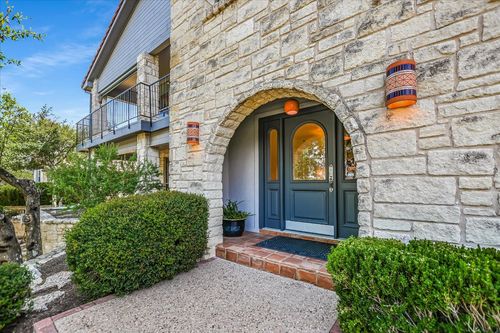 1311 Clayton Nolen Dr, Horseshoe Bay, TX, 78657-5759 | Card Image
