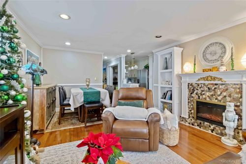 23 100th St, East Elmhurst, NY, 11369-1319 | Card Image