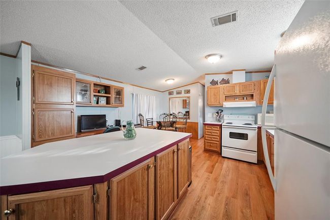 958 Wightman St, House other with 3 bedrooms, 2 bathrooms and null parking in Matagorda TX | Image 22