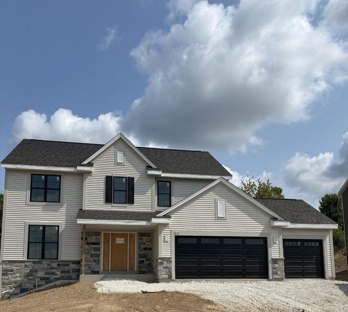 3716 Oakmont Trail, Waukesha, WI, 53188 | Card Image