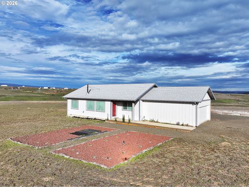 15 Levin Ln, Goldendale, WA, 98620-8916 | Card Image