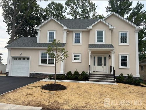 208 E James Pl, Iselin, NJ, 08830-1227 | Card Image